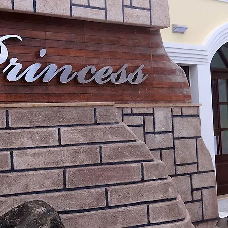 Leros Princess 알린다